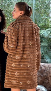 Sparkles fur coat Begie